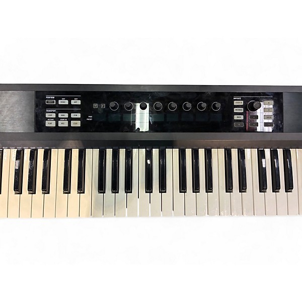 Used Native Instruments Komplete Kontrol S61 MIDI Controller