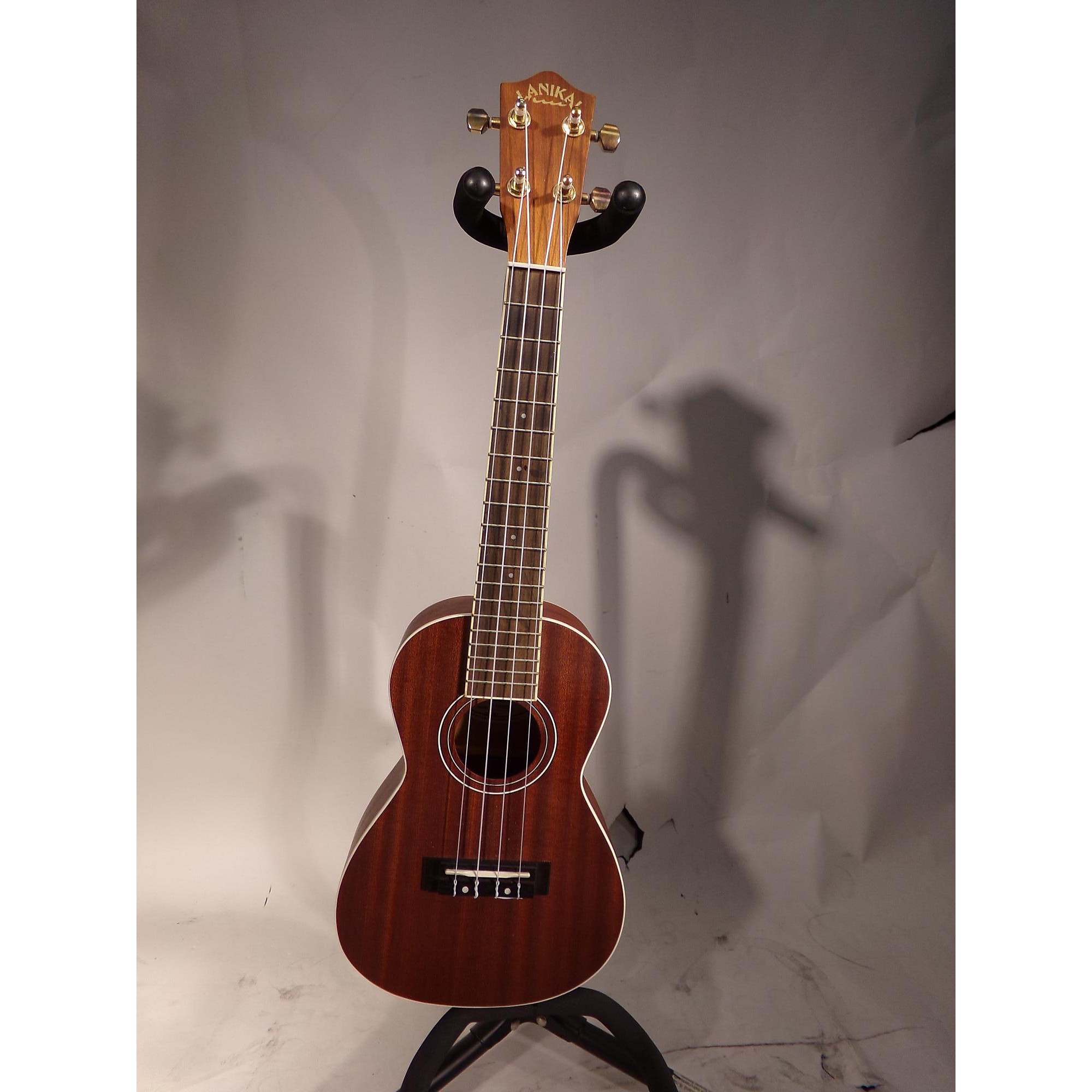 Lanikai lu22cgc deals concert ukulele natural