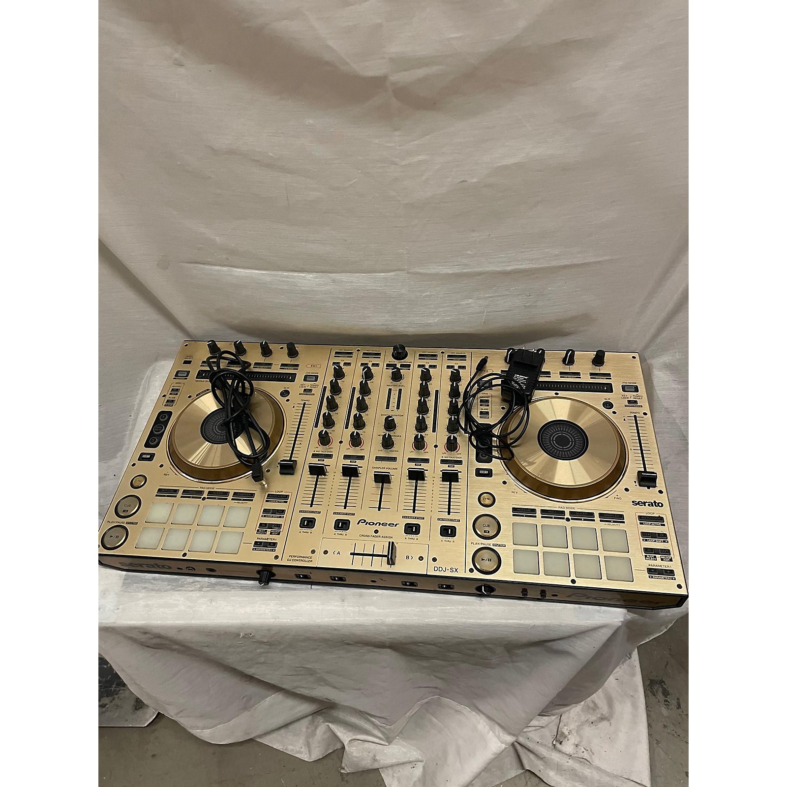 Used Pioneer DJ DDJ-sX-N DJ Controller | Guitar Center