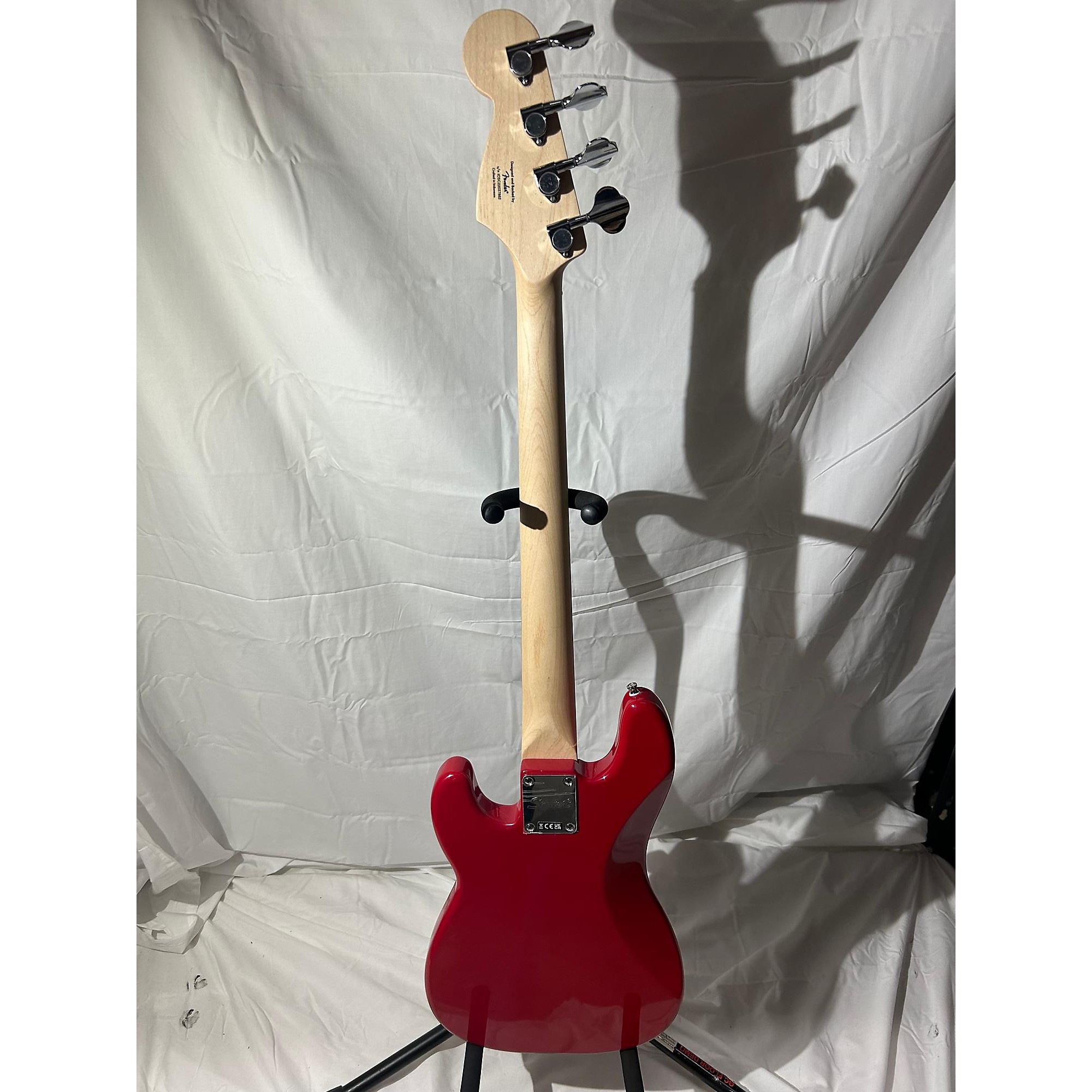 Used Squier Mini Precision Bass Electric Bass Guitar Candy Apple 
