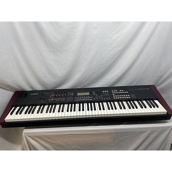 Used Yamaha MOXF8 88 Key Keyboard Workstation