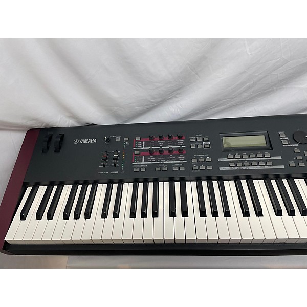 Used Yamaha MOXF8 88 Key Keyboard Workstation