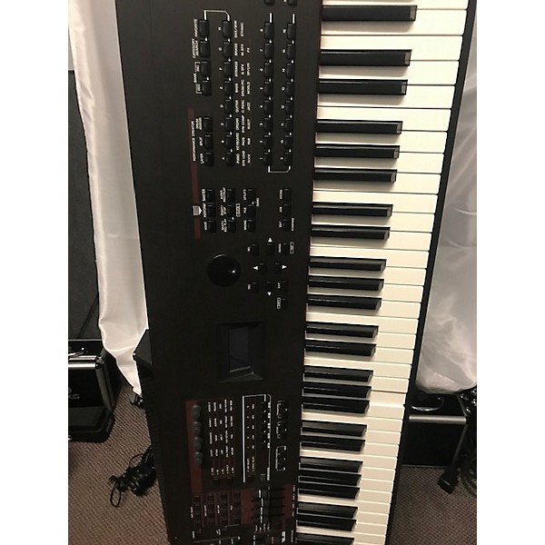 Used Yamaha S90XS 88 Key Synthesizer