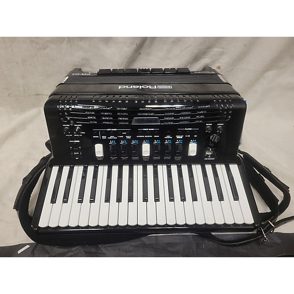 Used Roland FR-4X Accordion