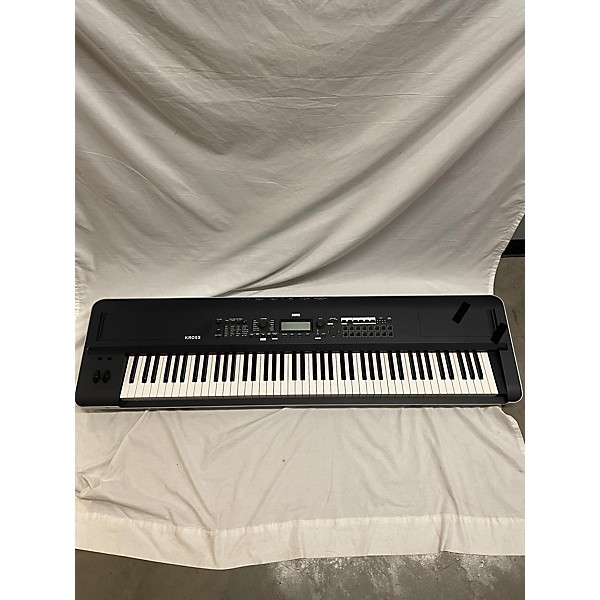 Used KORG KROSS 2 61 Key Keyboard Workstation