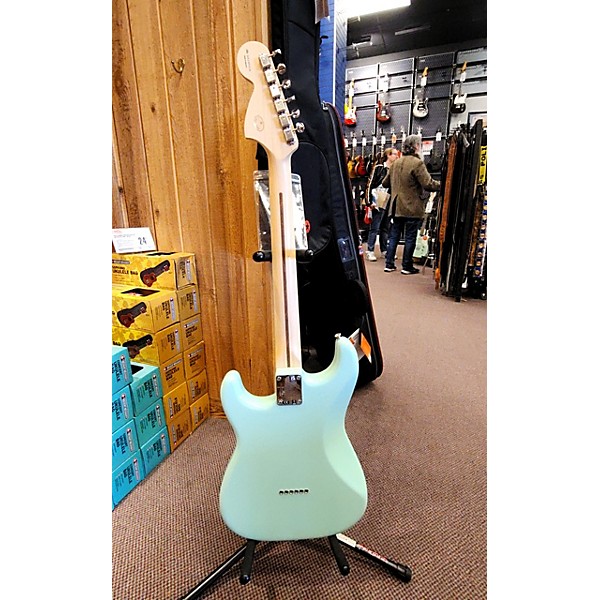 Used Fender Used Fender Tom Delonge Signature Stratocaster Seafoam Green Solid Body Electric Guitar