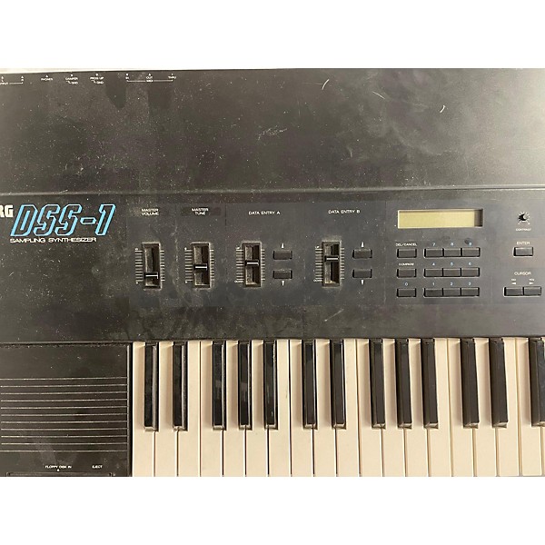 Used KORG DSS-1 Keyboard Workstation