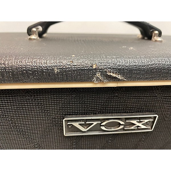 Used VOX V112NT Guitar Cabinet