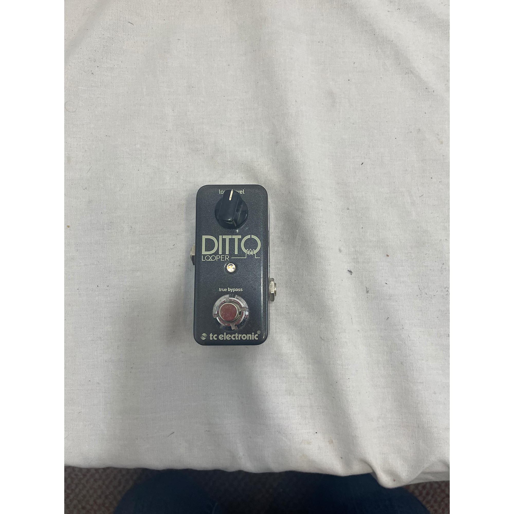 お気に入りの DITTO 使用感少 美品 LOOPER ギター - bestcheerstone.com