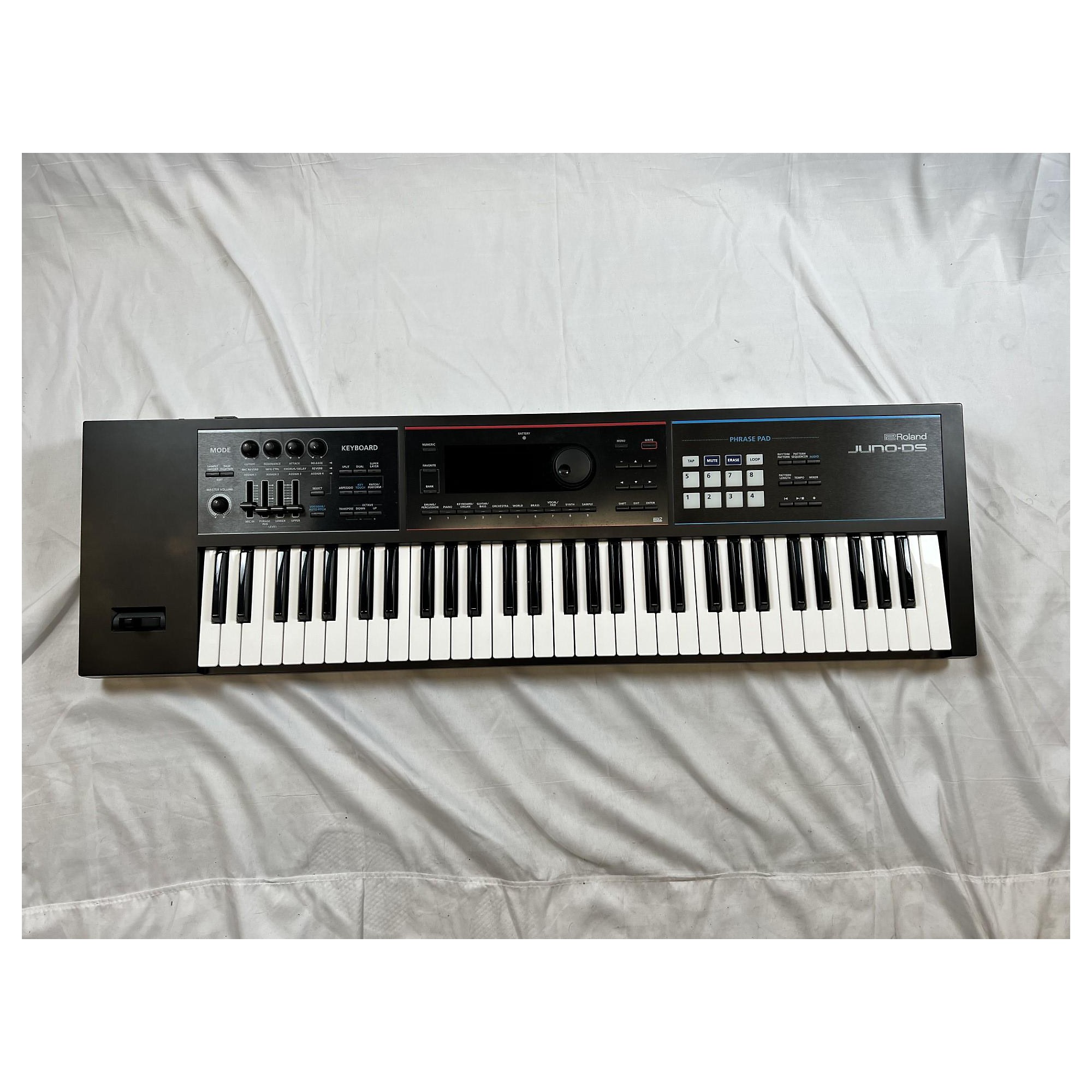 Used Roland Juno DS Keyboard Workstation | Guitar Center