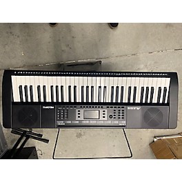 Used Alesis MELODY 61 Digital Piano