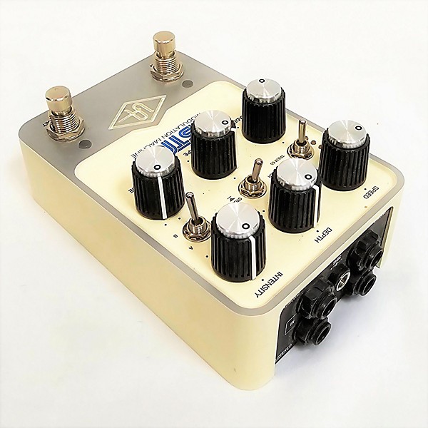 Used Universal Audio Astra Modulation Machine Effect Pedal