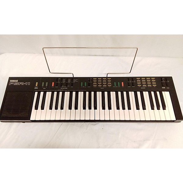 Used Yamaha PSR11 Digital Piano