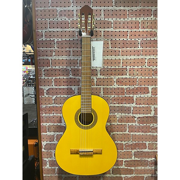 Used Lucero LC100 Classical Acoustic Guitar Antique Natural Guitar Center