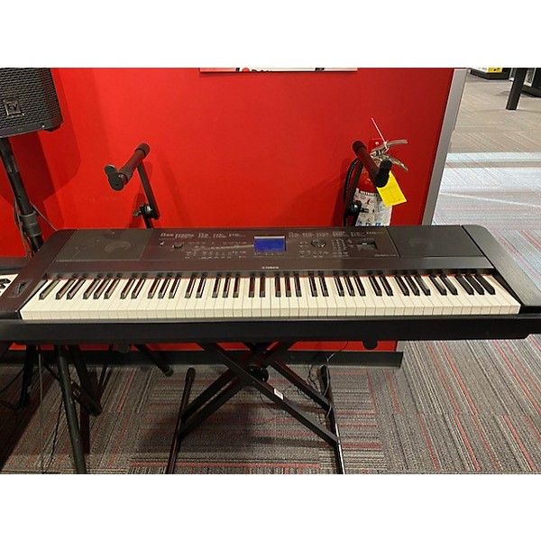 Used Yamaha DGX660 Portable Keyboard