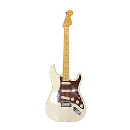 Used Fender Used Fender American Professional II Stratocaster Olympic White Solid Body Electric Guitar