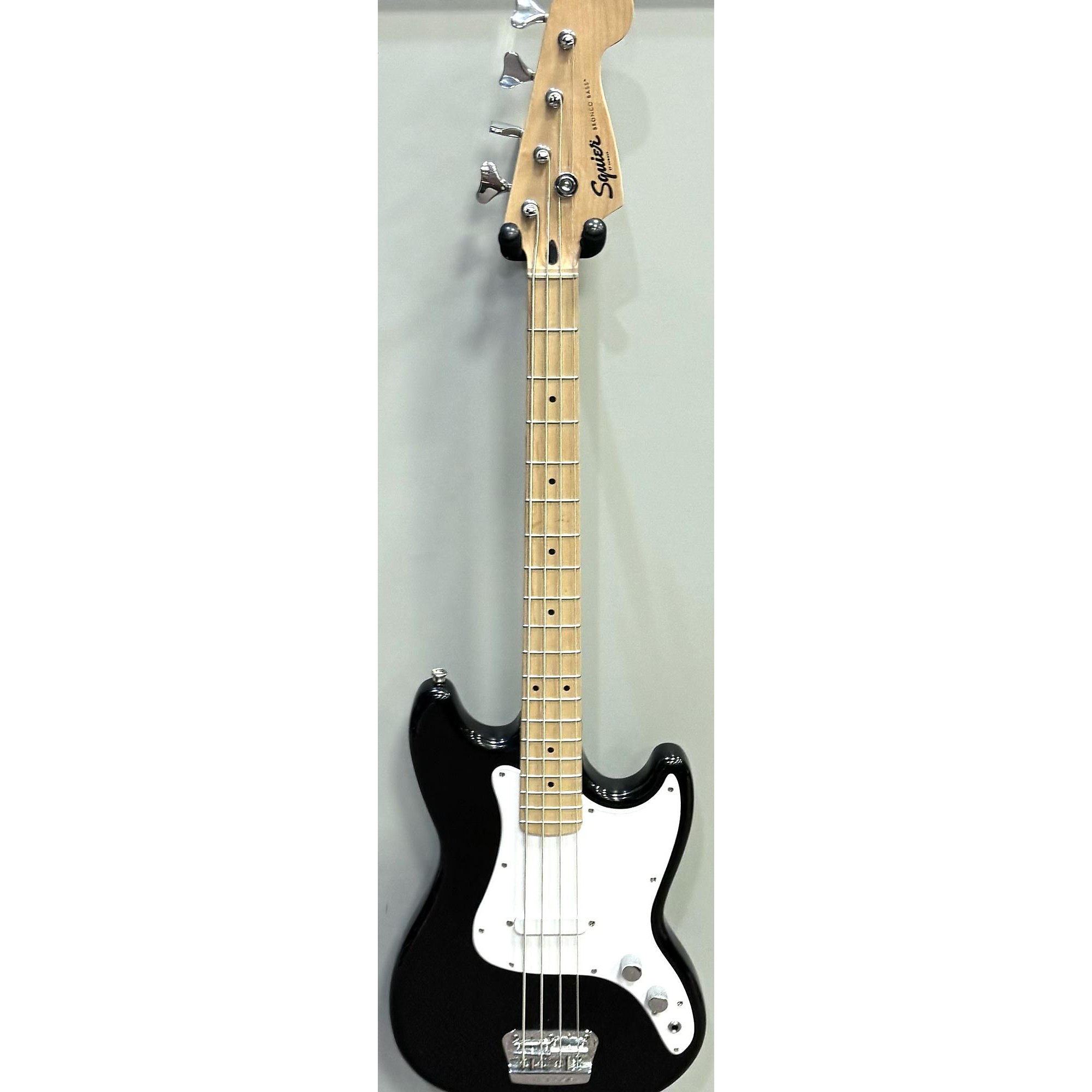 Used Squier Bronco Electric Bass Guitar Black | Guitar Center