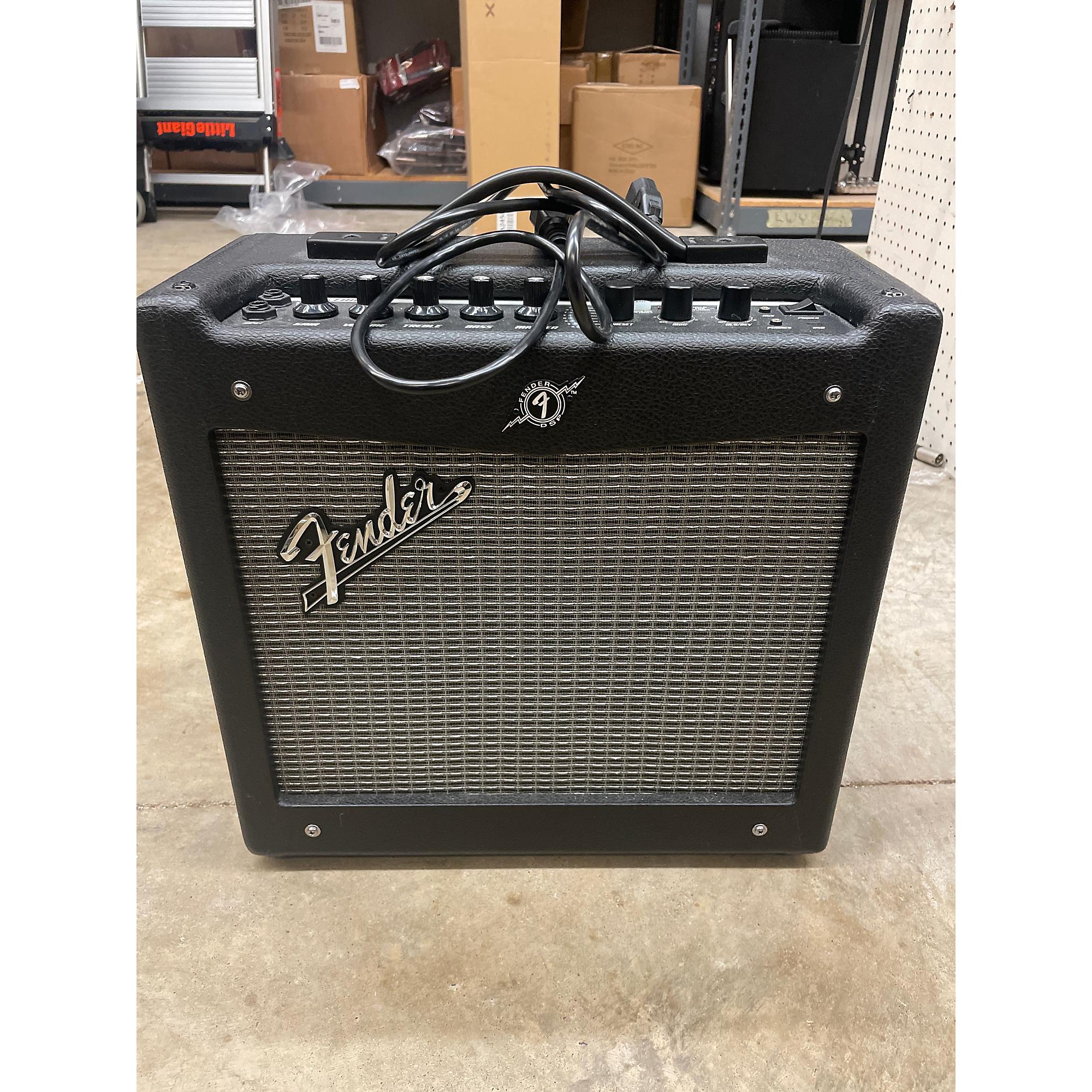 Used Fender Mustang I V2 20W 1X8 Guitar Combo Amp | Guitar Center