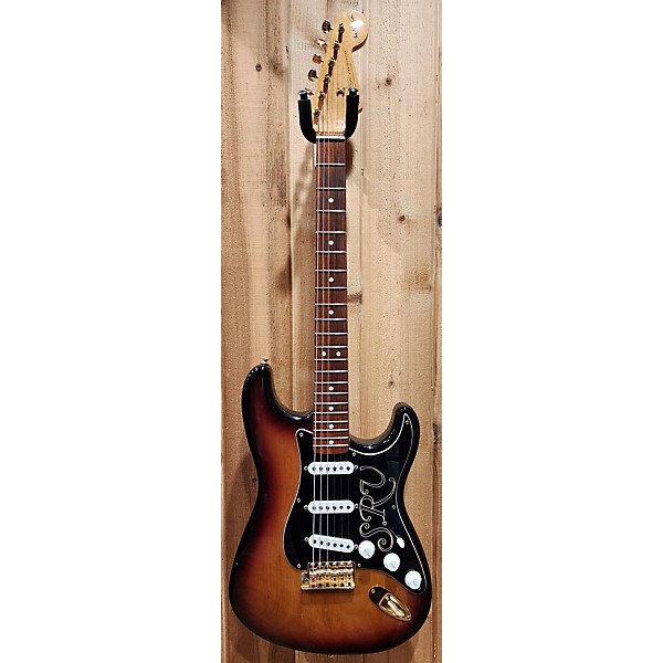 Used Fender Used Fender Artist Series Stevie Ray Vaughan Stratocaster 3 Color Sunburst Solid Body Electric Guitar