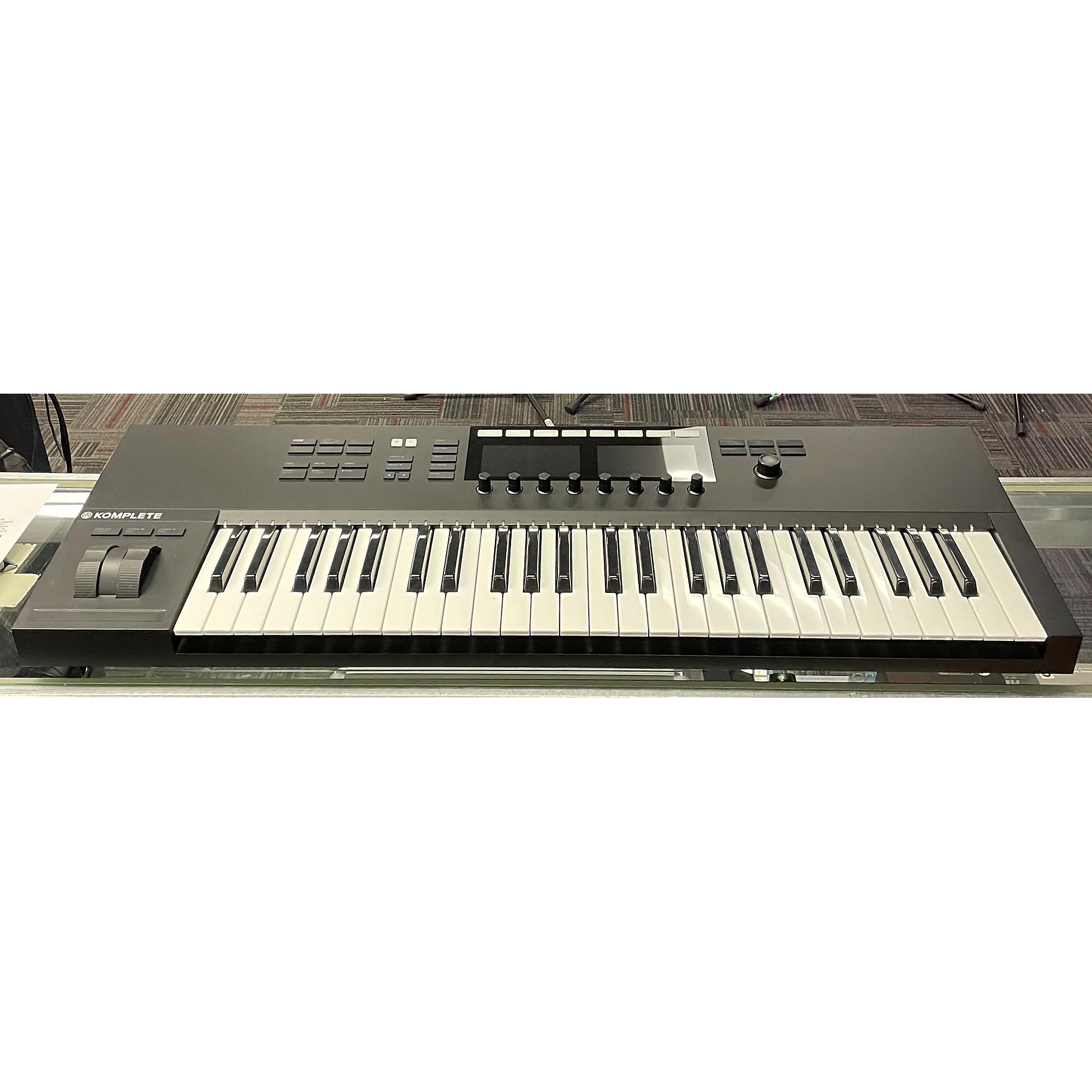 Used Native Instruments Komplete Kontrol S49 MK2 MIDI Controller