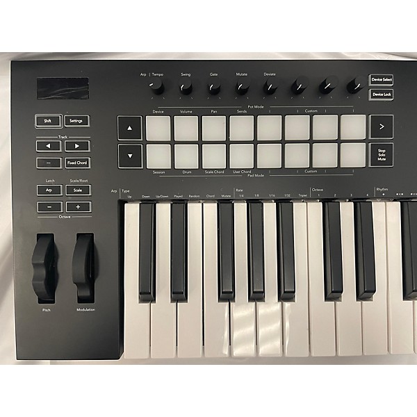 Used Novation Launchkey 25 Key MIDI Controller