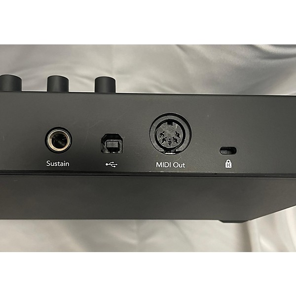 Used Novation Launchkey 25 Key MIDI Controller