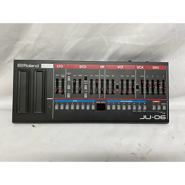 Used Roland JU-06 Synthesizer