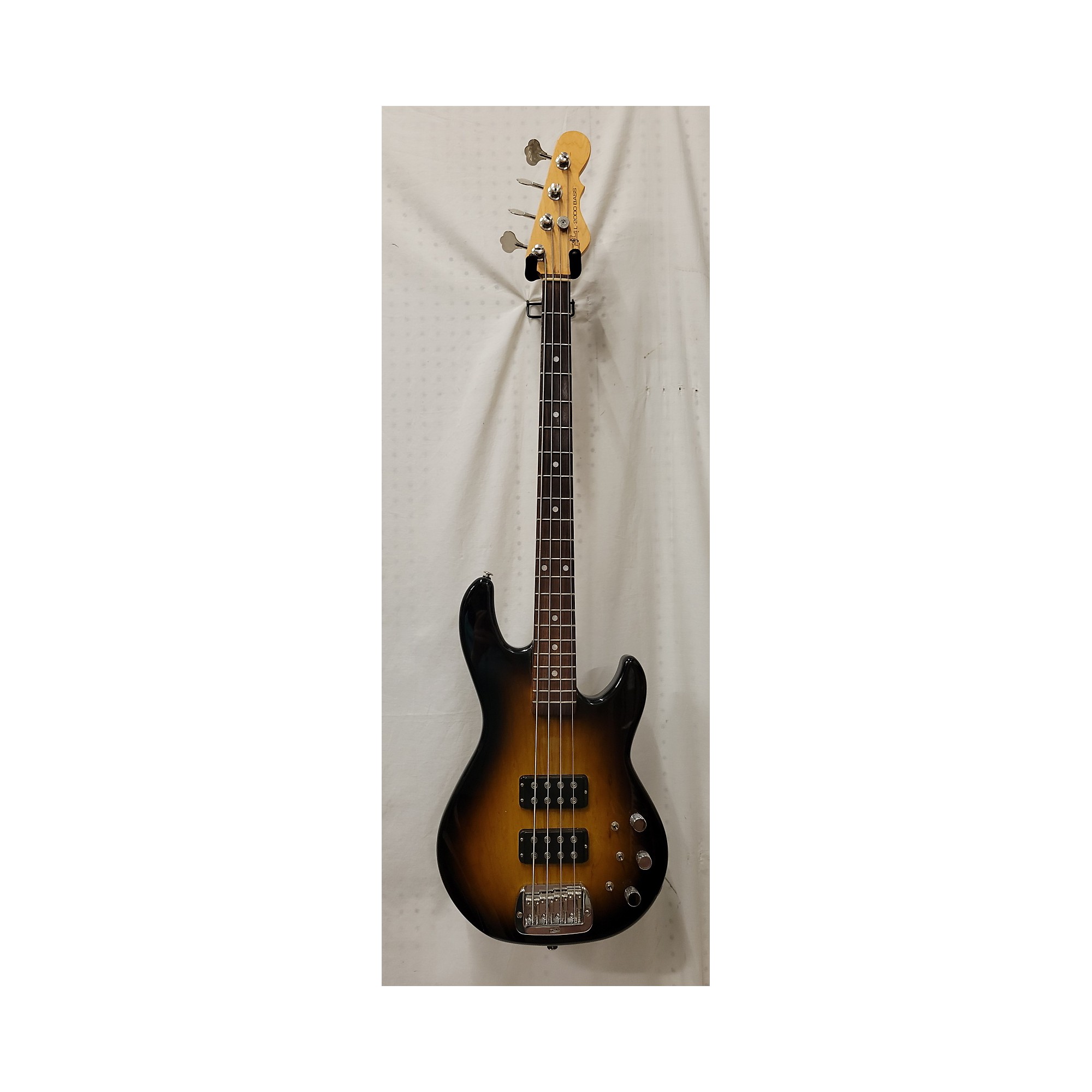 Used G&L Used G&L USA L2000 2 Color Sunburst Electric Bass Guitar 2 Color  Sunburst | Guitar Center