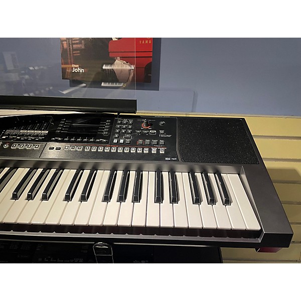 Used Roland EA7 Arranger Keyboard