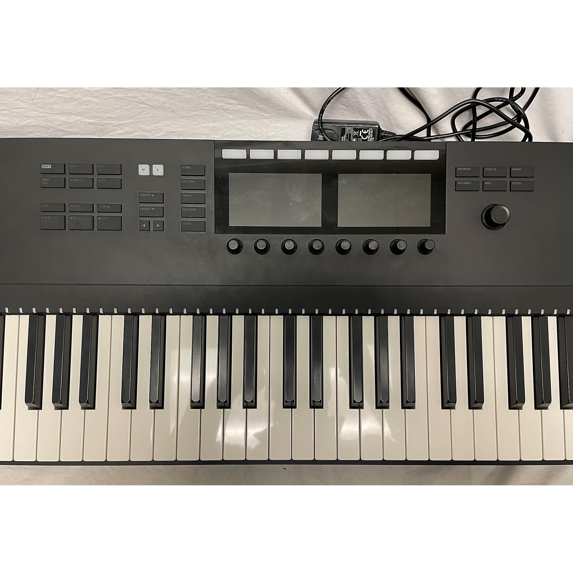 Used Native Instruments Komplete Kontrol S88 MK2 MIDI Controller 