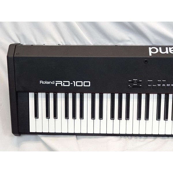 Used Roland RD-100 WITH HARD CASE Stage Piano