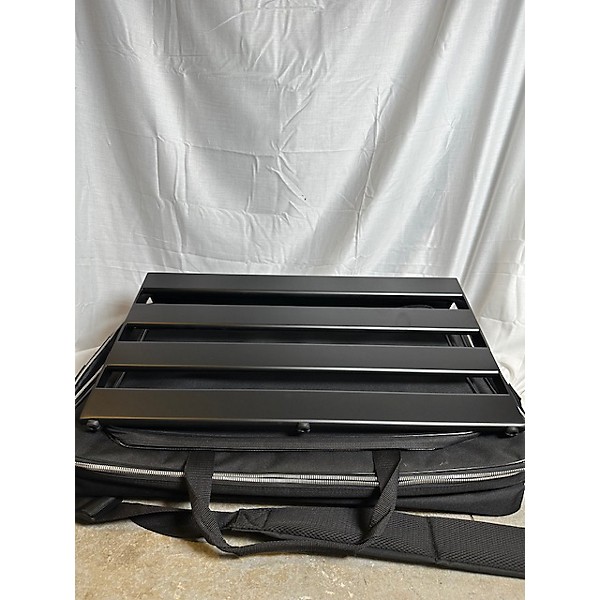 Used MONO Pedalboard Rail (lARGE) Pedal Board