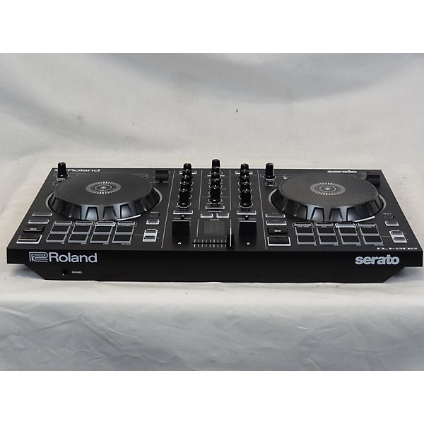 Used Roland DJ-202 Serato DJ Controller