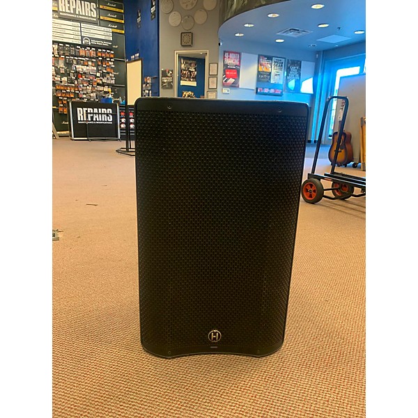 Used Harbinger V4115 Powered Speaker