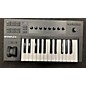 Used Native Instruments Komplete Kontrol A25 MIDI Controller thumbnail