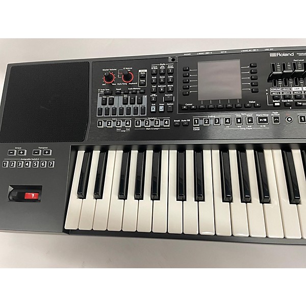 Used Roland E-A7 EXPANDABLE ARRANGER Synthesizer