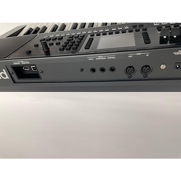 Used Roland E-A7 EXPANDABLE ARRANGER Synthesizer