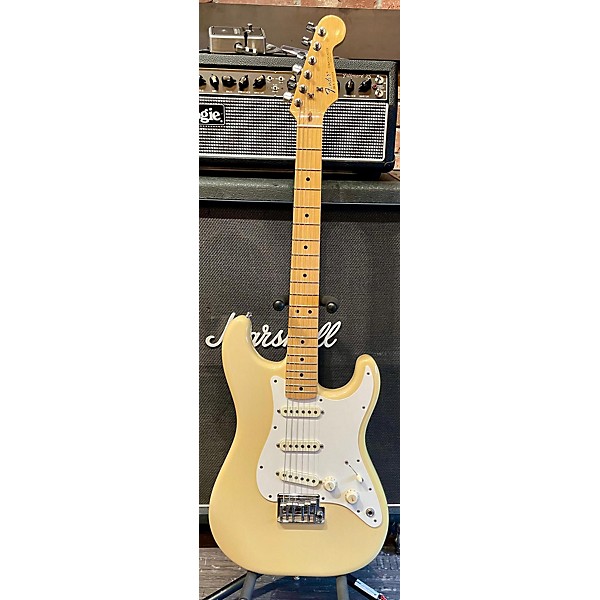 Vintage Fender 1983 Stratocaster Solid Body Electric Guitar