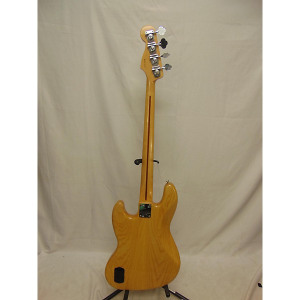 Used Fender JAZZ BASS Electric Bass Guitar