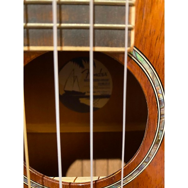 Used Fender MONTECITO Ukulele