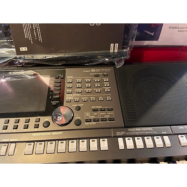 Used Yamaha 2015 PSRS970S 61 Key Keyboard Workstation