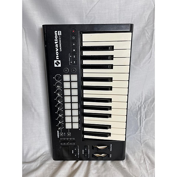 Used Novation Launchkey 25 Key MIDI Controller