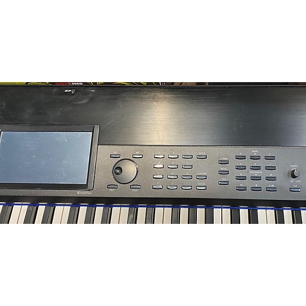 Used KORG Used KORG Krome 88 Key Keyboard Workstation