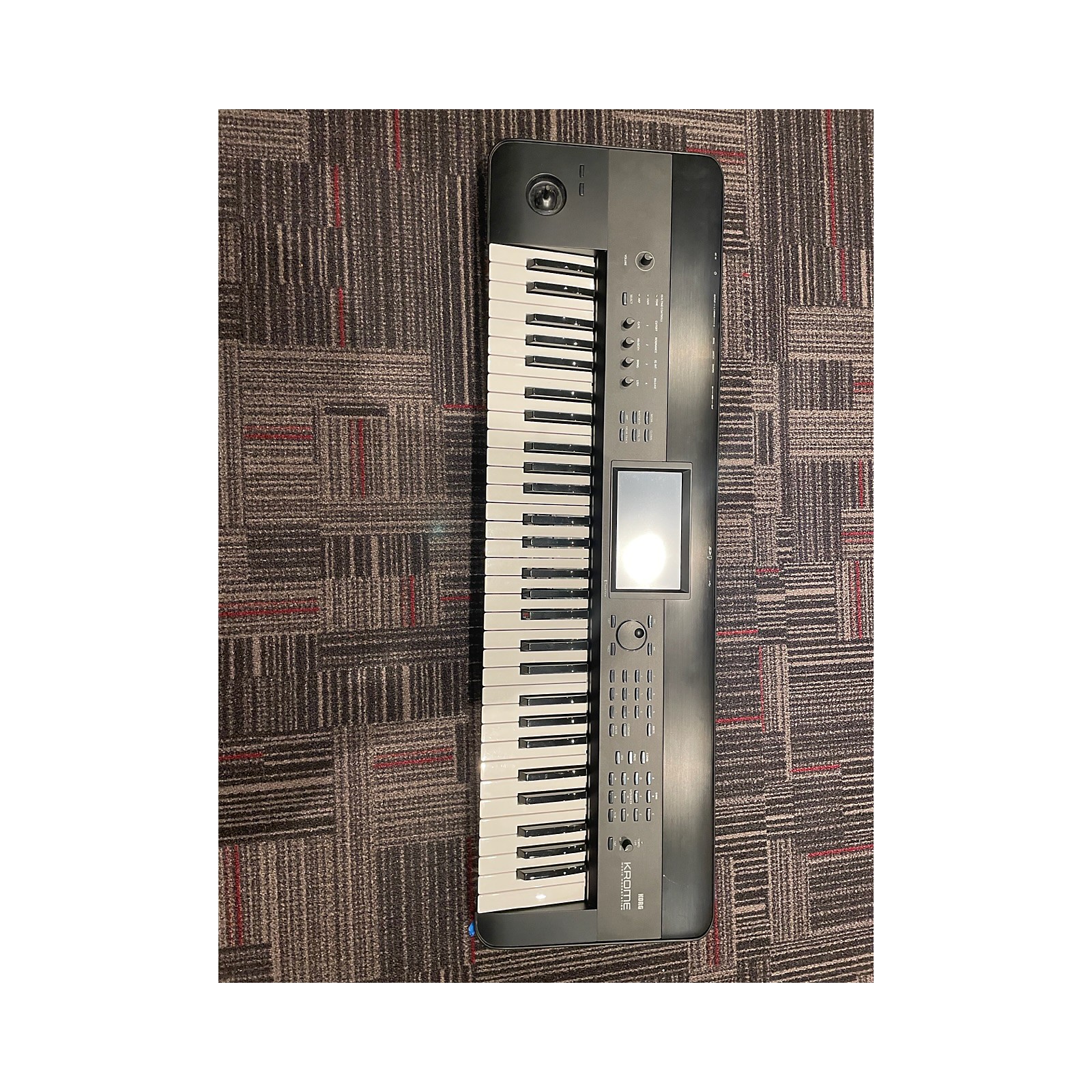 Used KORG Krome 61 Key Keyboard Workstation | Guitar Center