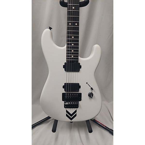 Used Charvel Used Charvel JIM ROOT SIGNATURE PRO MOD SUPER STRAT WHITE SATIN Solid Body Electric Guitar