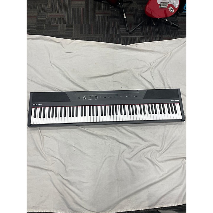 중고 Alesis RECITAL 디지털 피아노중고 Alesis RECITAL 디지털 피아노  