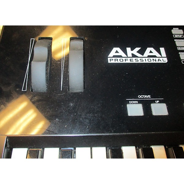 Used Akai Professional Used Akai Professional Advance 61 MIDI Controller