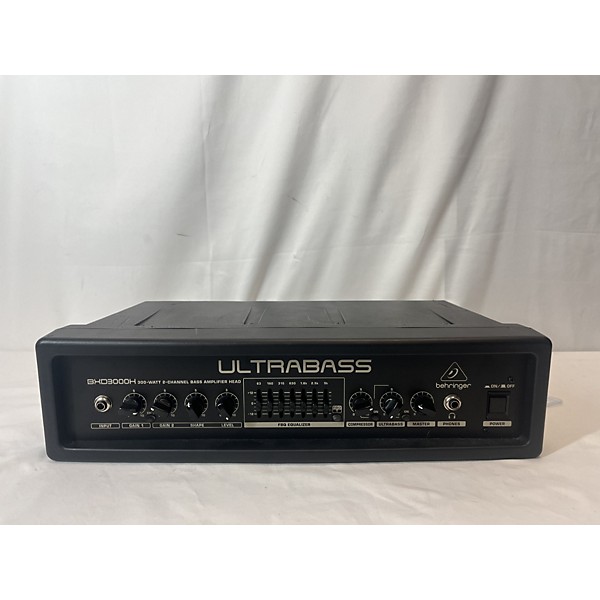 Used Behringer BXD3000H Bass Amp Head