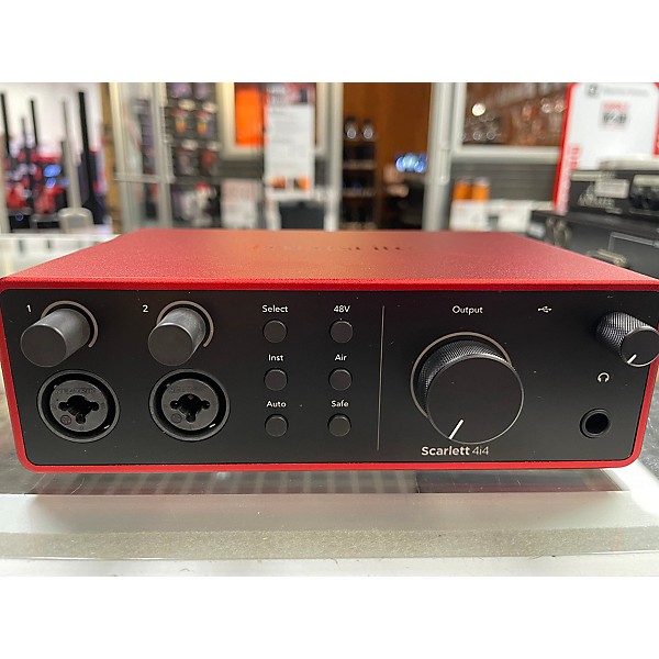 Used Focusrite SCARLETT 4I4 GEN 4 Audio Interface