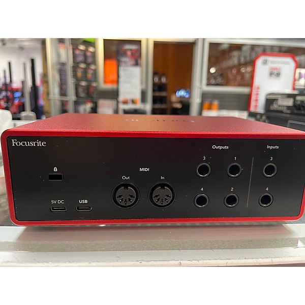 Used Focusrite SCARLETT 4I4 GEN 4 Audio Interface